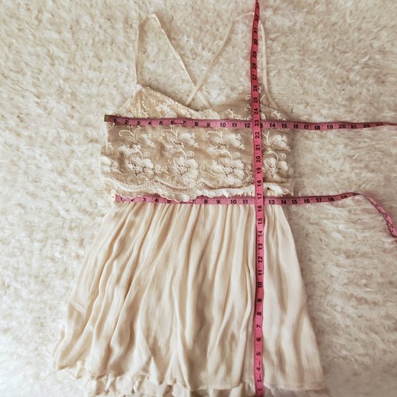 Ivory Hollister Spaghetti Strap Layered Dress - Picture 9 of 9